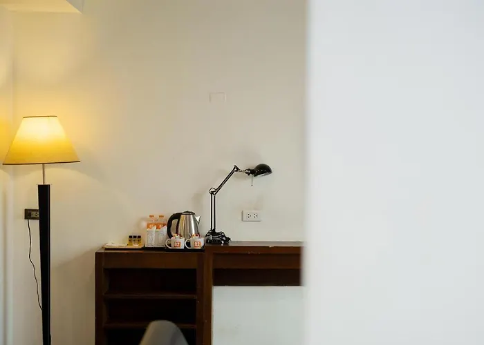 B2 Srinakharin Boutique & Budget 3* Bangkok