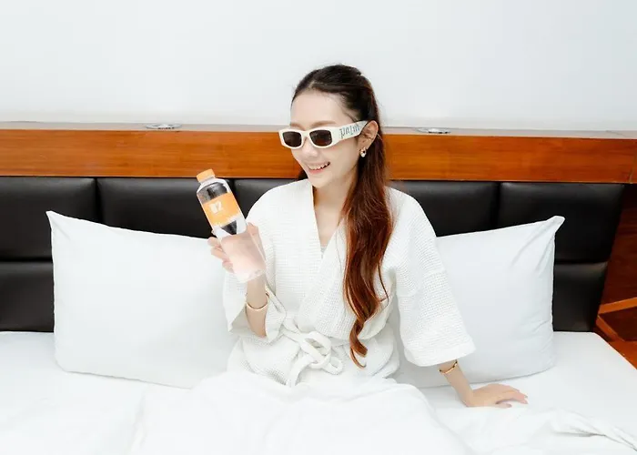 Hotel B2 Srinakharin Boutique & Budget