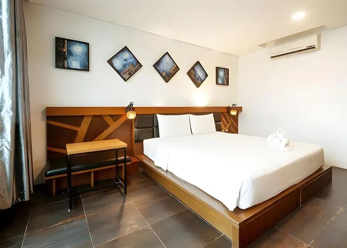 Hotel B2 Srinakharin Boutique & Budget Bangkok