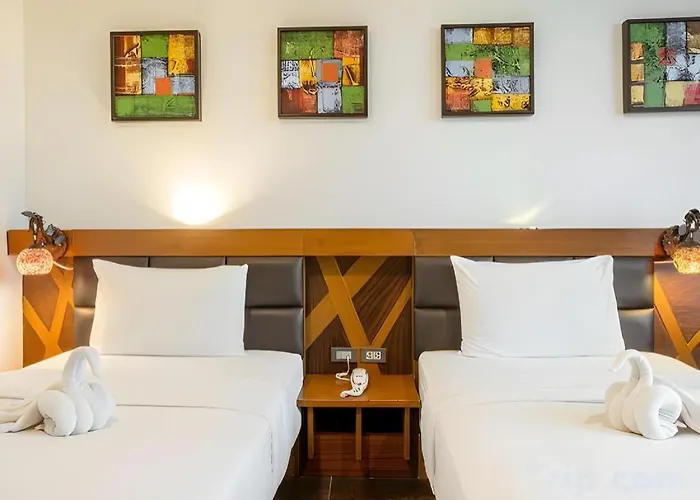 Hotel B2 Srinakharin Boutique & Budget 3*
