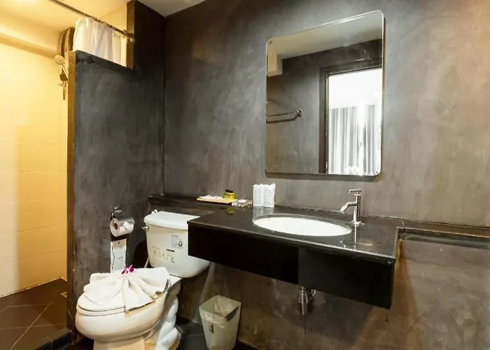 B2 Srinakharin Boutique & Budget Hotel Bangkok