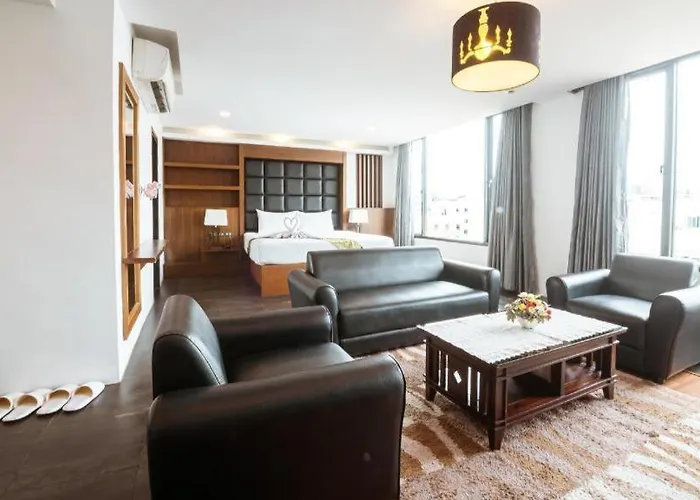 B2 Srinakharin Boutique & Budget Hotel