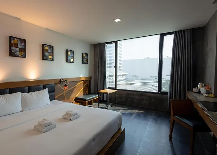 Hotel B2 Srinakharin Boutique & Budget 3*
