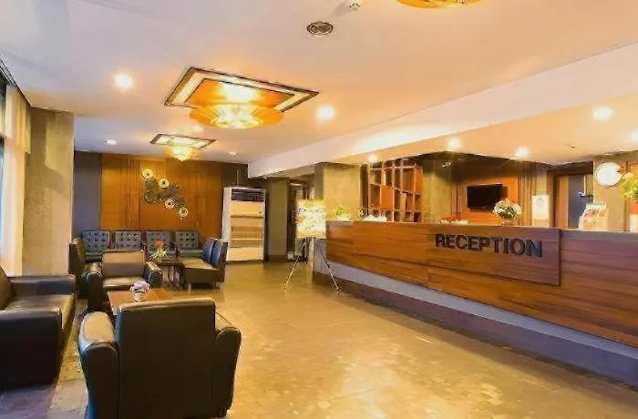 Hotel B2 Srinakharin Boutique & Budget Bangkok