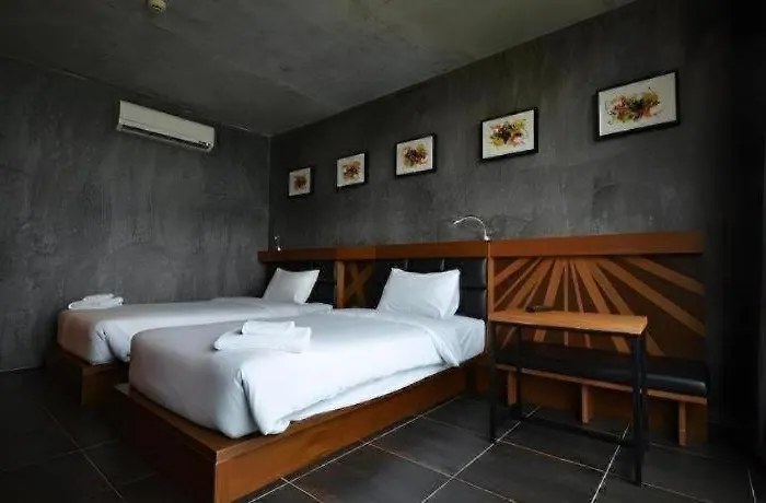 Hotel B2 Srinakharin Boutique & Budget